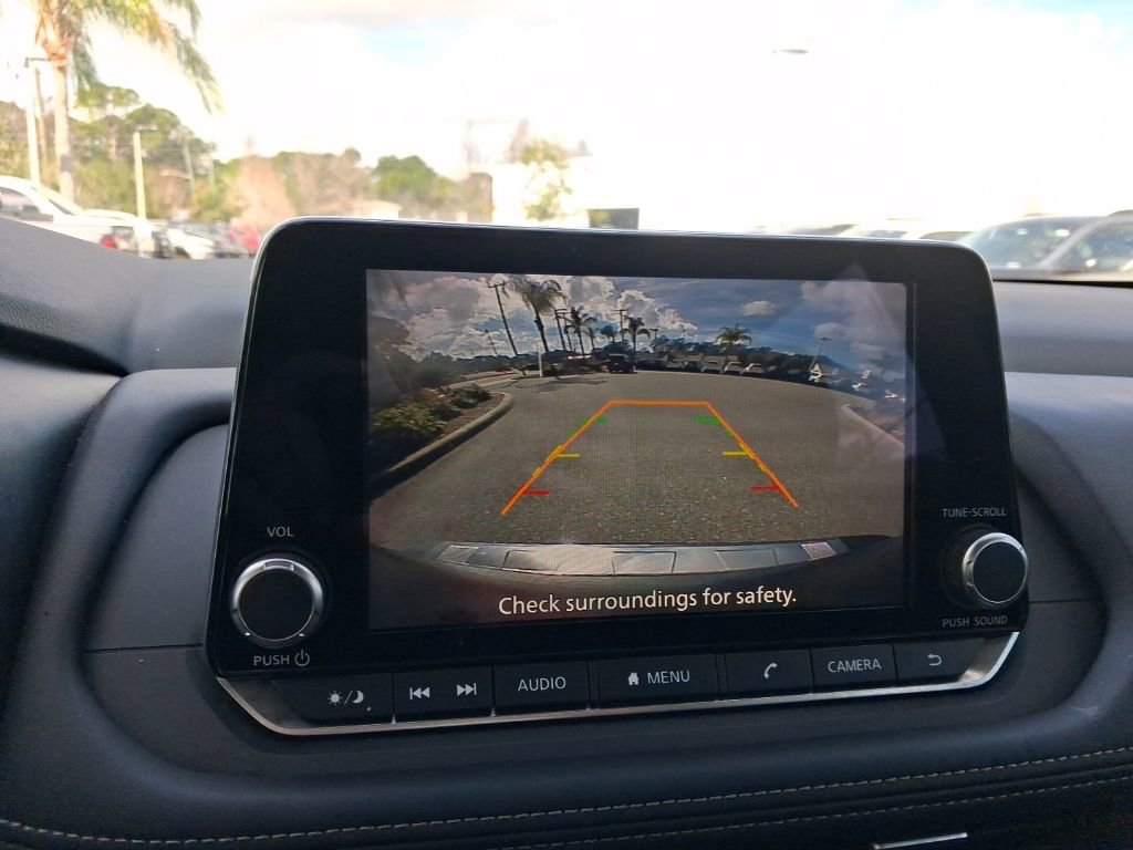 Used 2026 Nissan Rogue SV image 25