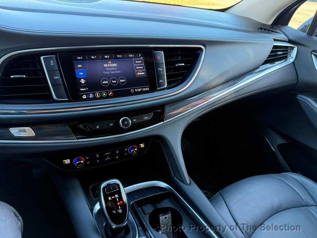 Used 2021 Buick Enclave Premium w/ Sun and Sites Package image 26