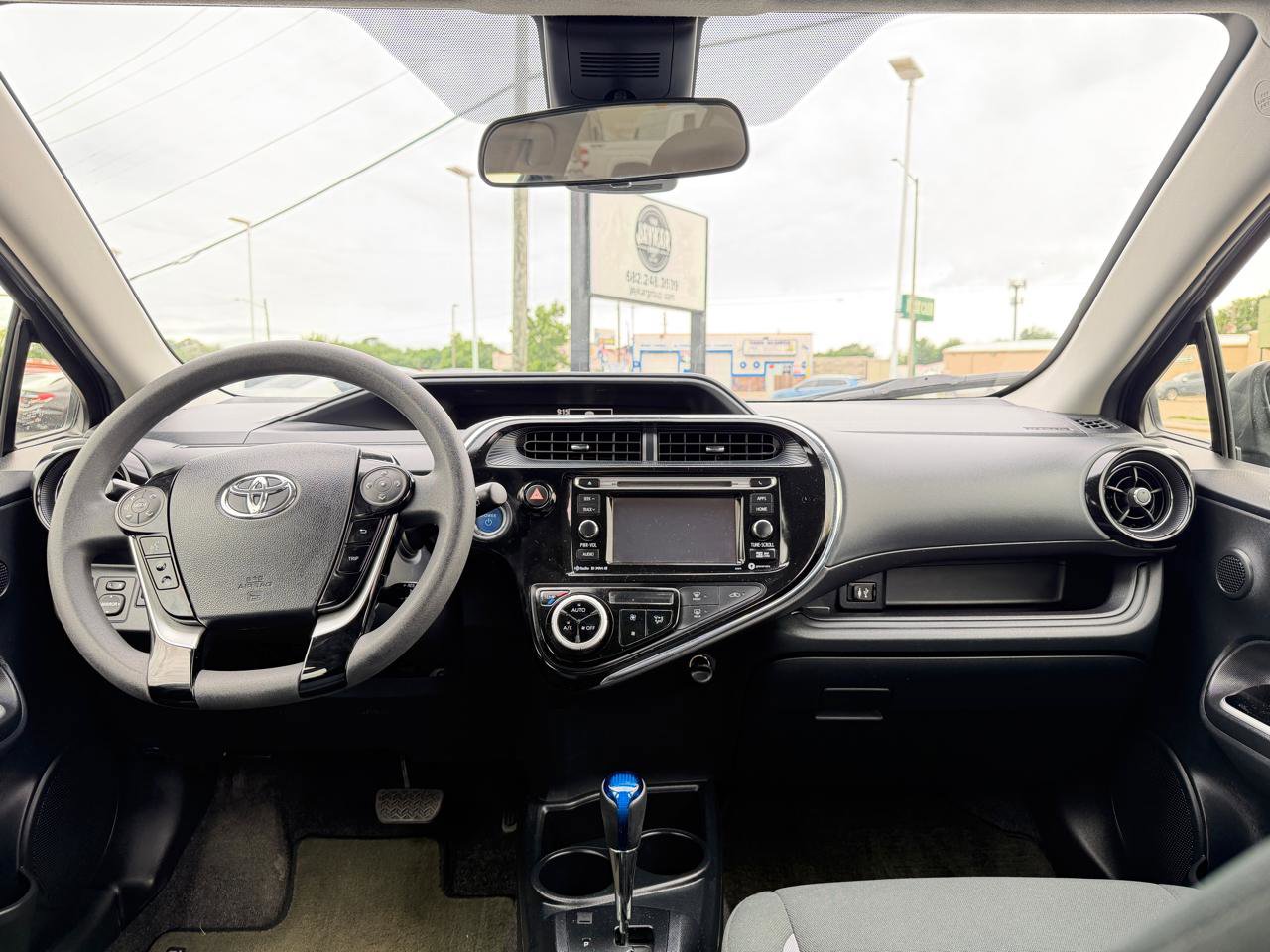 Used 2019 Toyota Prius C FWD image 21