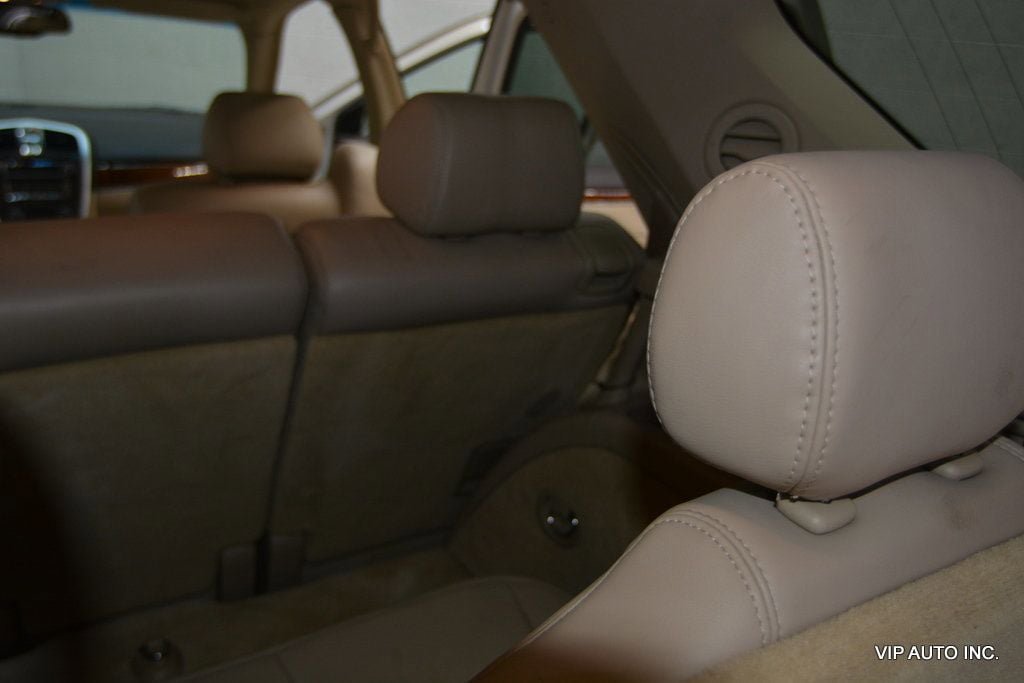 Used 2008 Cadillac SRX w/ Utility Package RWD image 22