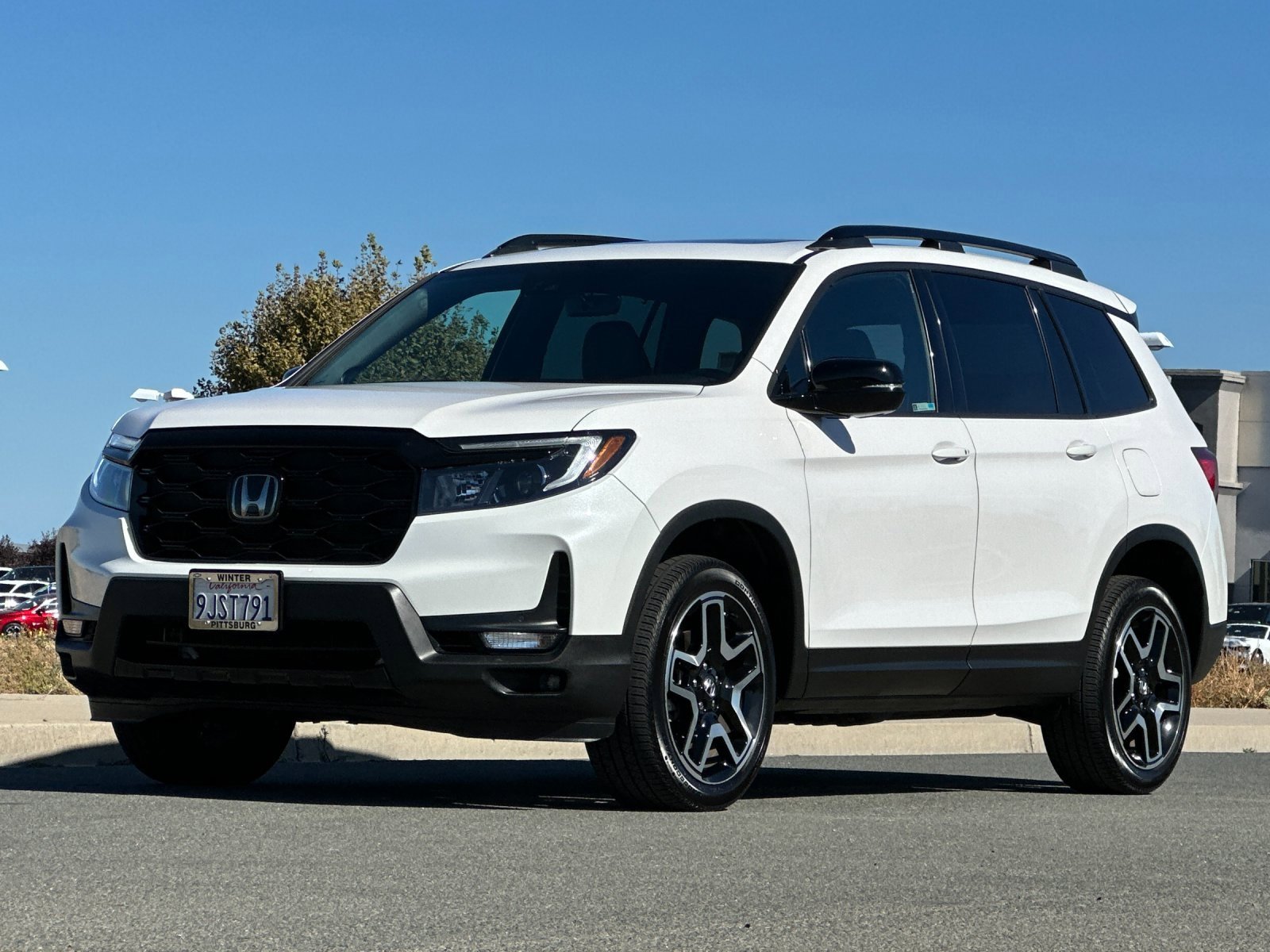 Used 2023 Honda Passport Elite image 8