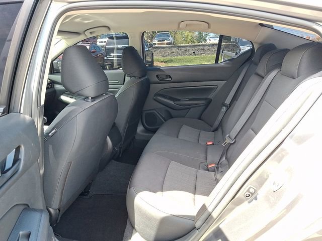 Used 2024 Nissan Altima 2.5 SV image 8