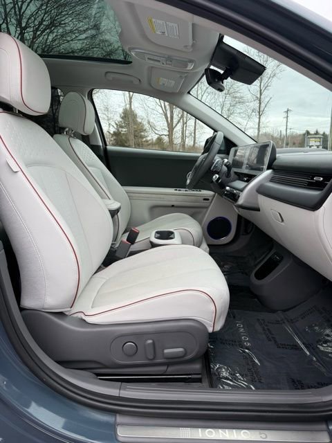 Used 2023 Hyundai Ioniq 5 Limited image 15