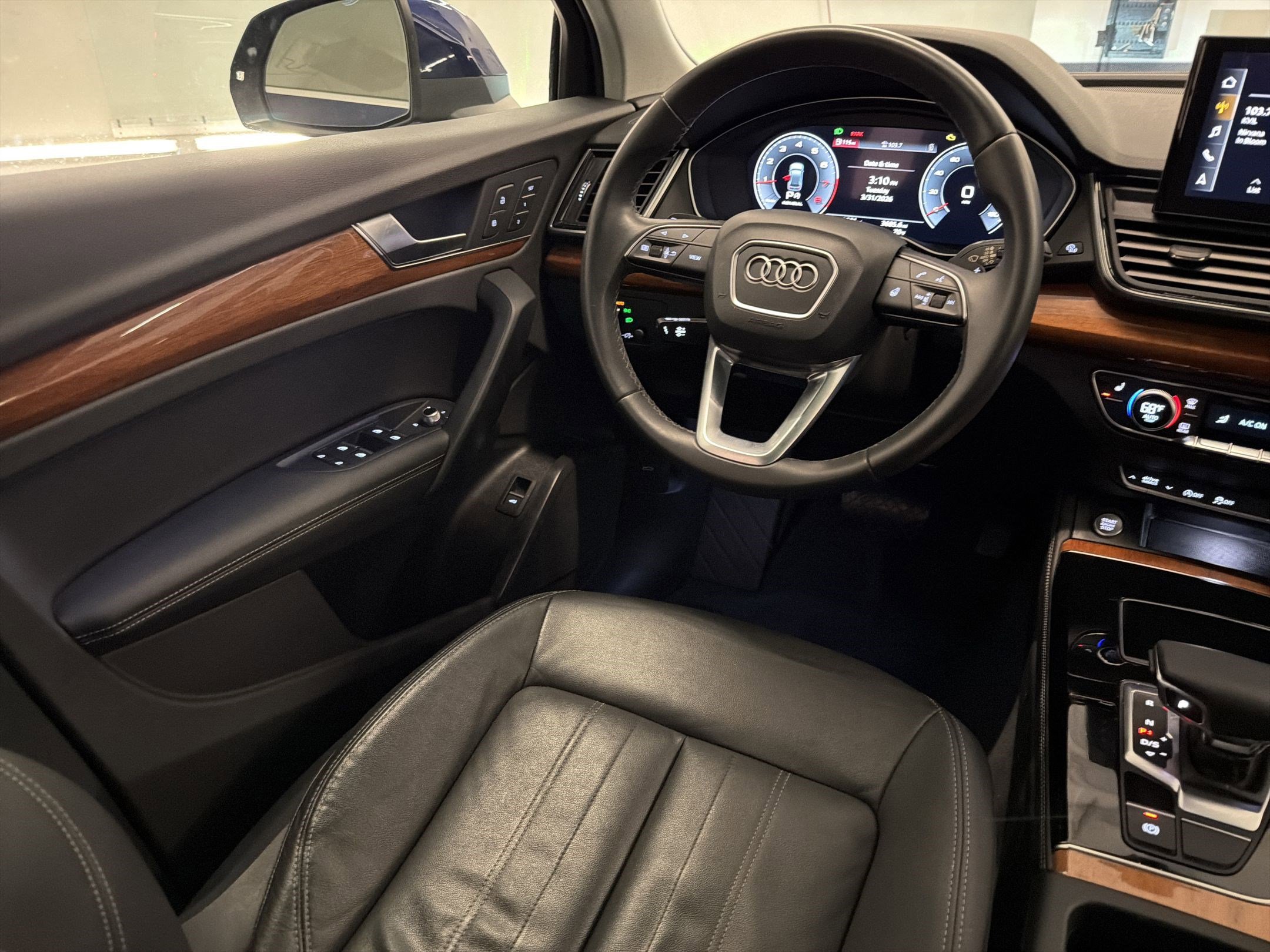 Used 2022 Audi Q5 2.0T Premium Plus w/ Premium Plus Package image 4