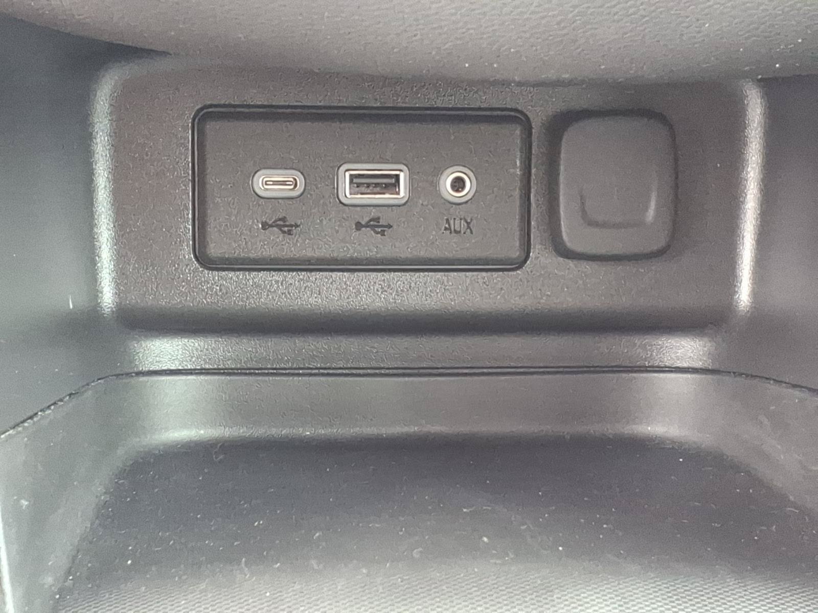 Used 2024 Chevrolet Equinox LT AWD/4WD image 19