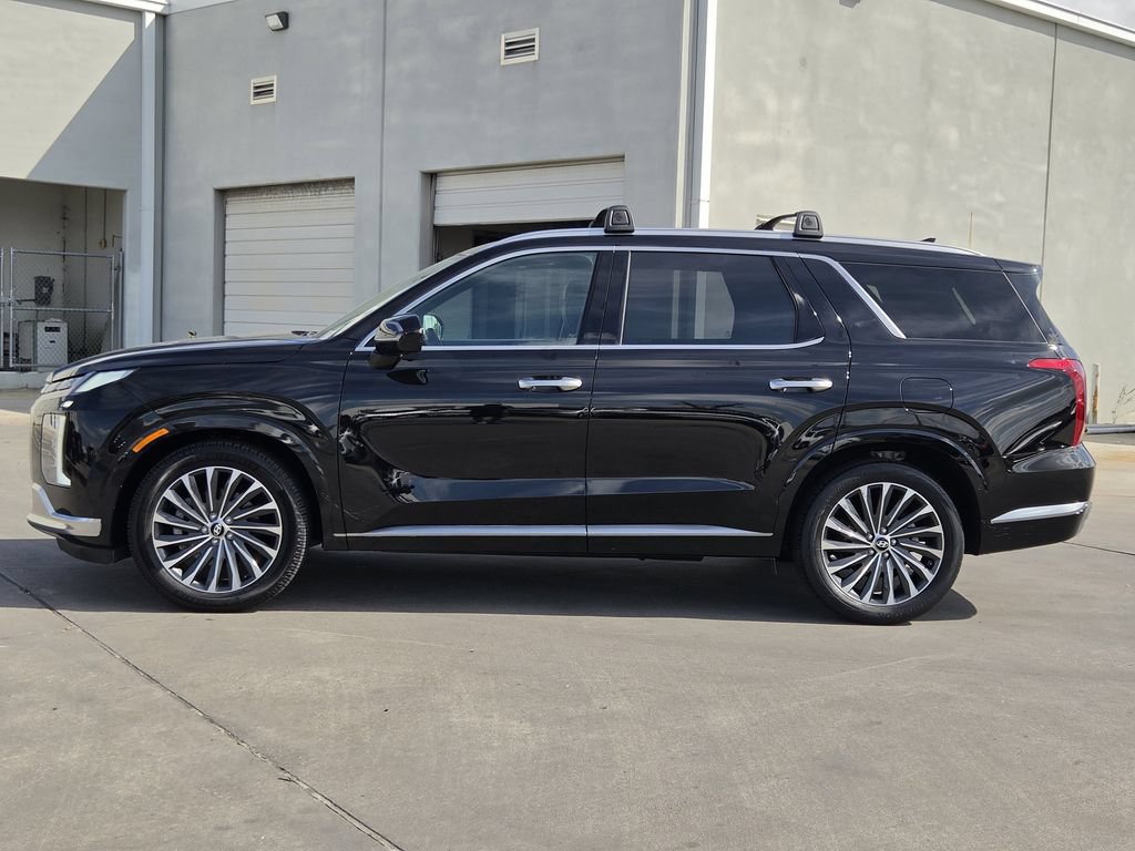 Used 2023 Hyundai Palisade Calligraphy FWD image 6