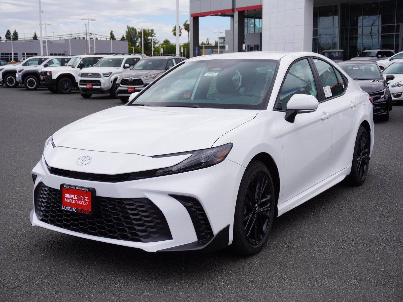 New 2026 Toyota Camry SE FWD image 7