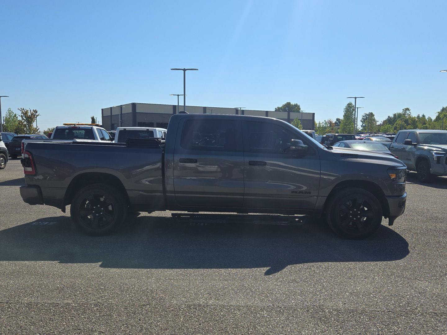 Used 2023 RAM 1500 Big Horn AWD/4WD image 8