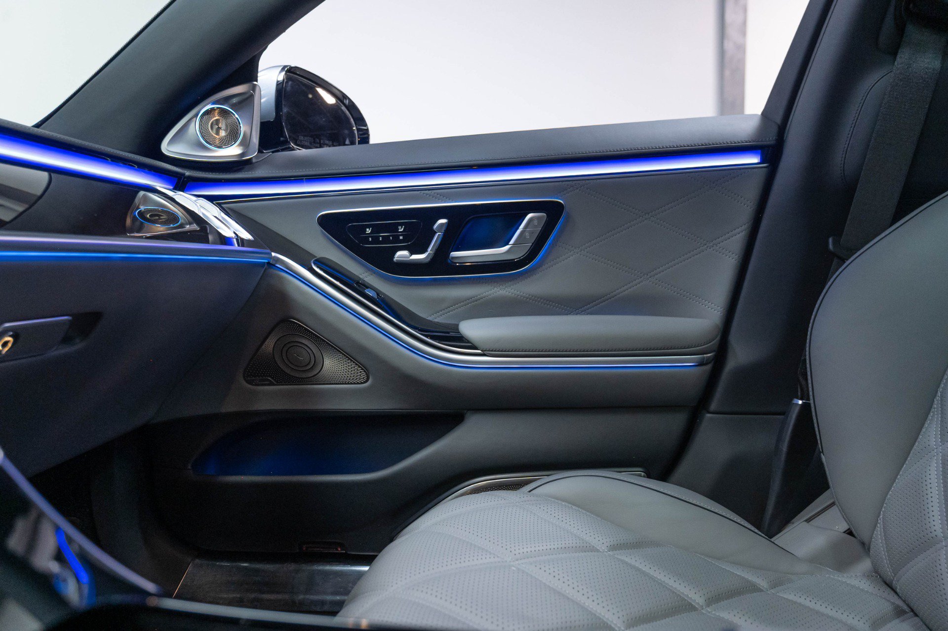 Used 2024 Mercedes-Benz Maybach S 680 4MATIC image 15