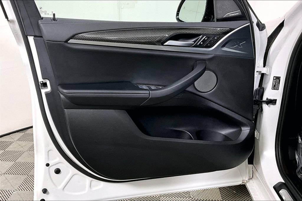 Used 2023 BMW X3 M40i w/ Premium Package image 23