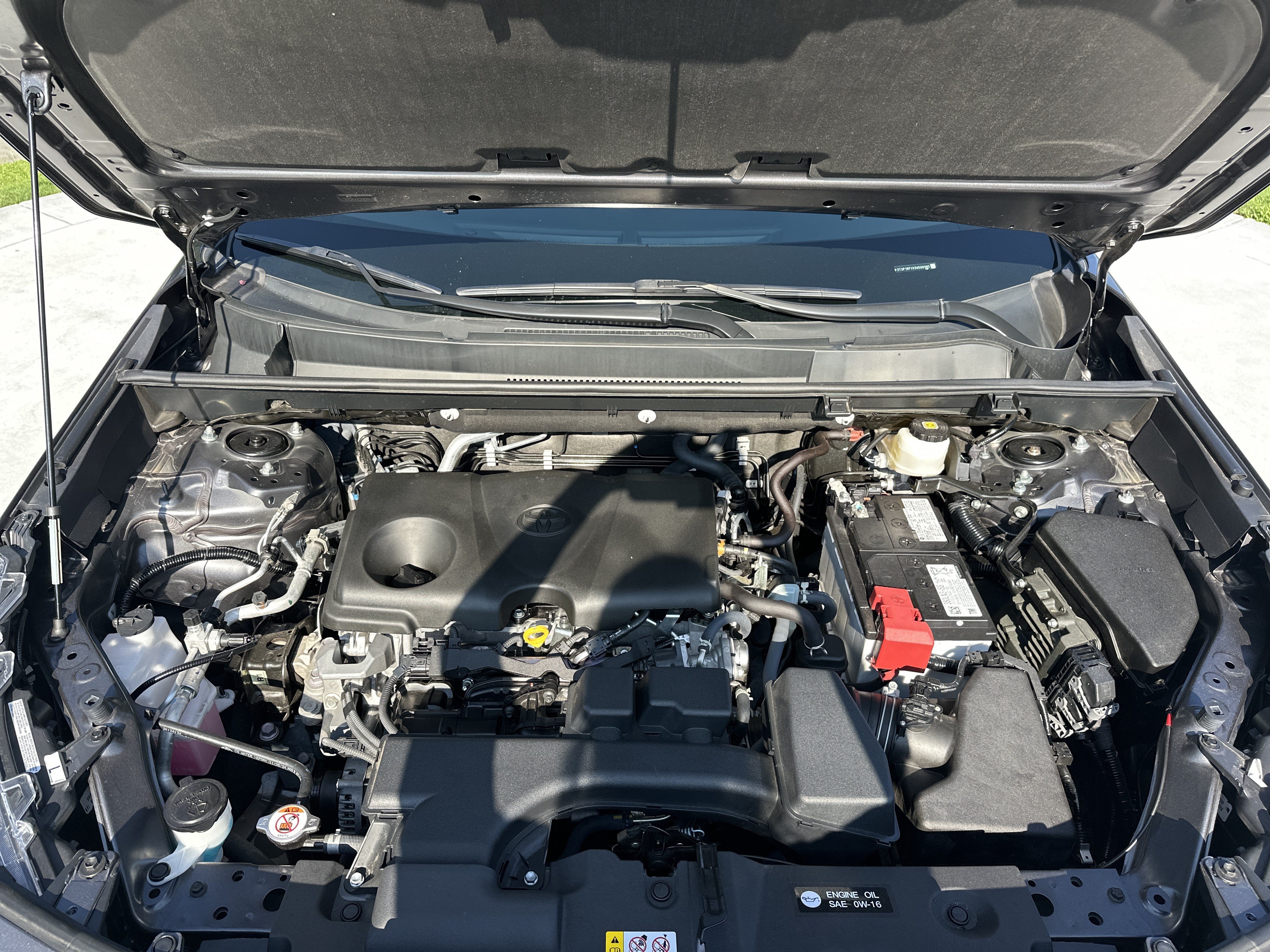 Certified 2025 Toyota RAV4 XLE AWD/4WD image 34