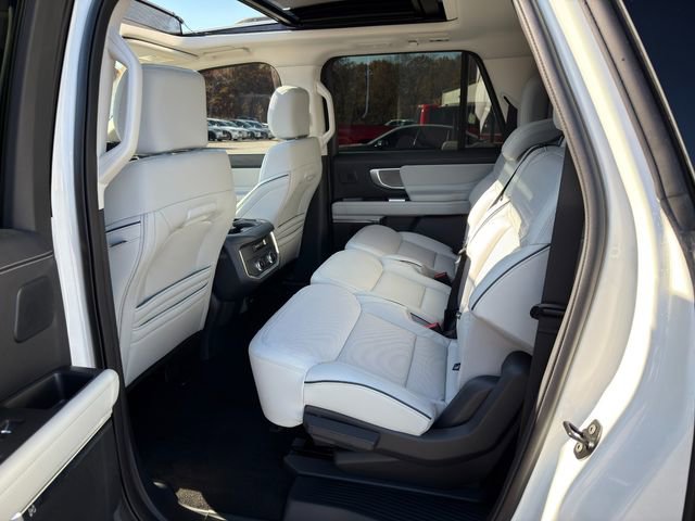 Used 2025 Ford Expedition Max Platinum w/ Platinum Ultimate Package image 22