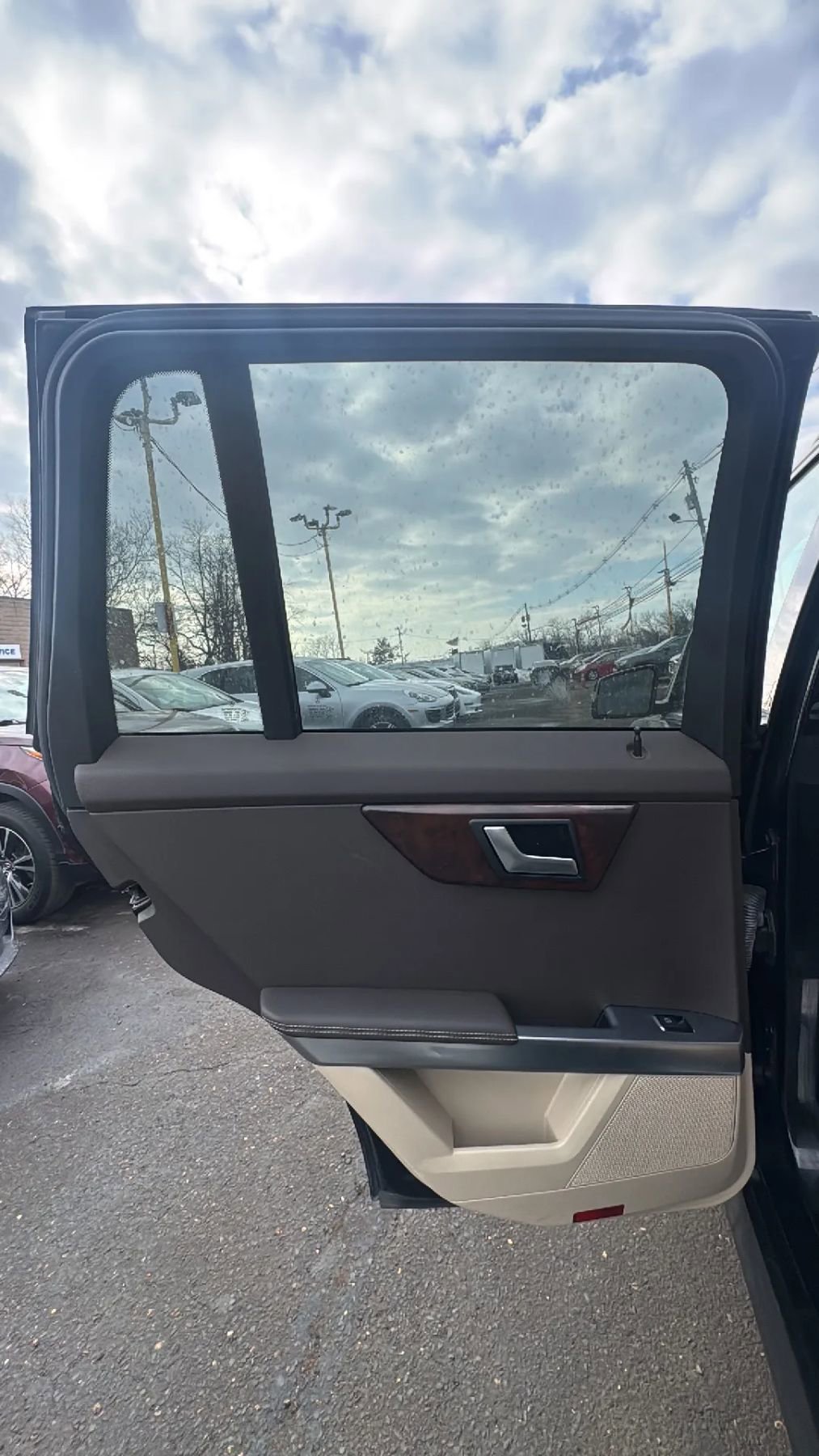 Used 2013 Mercedes-Benz GLK 350 4MATIC image 17