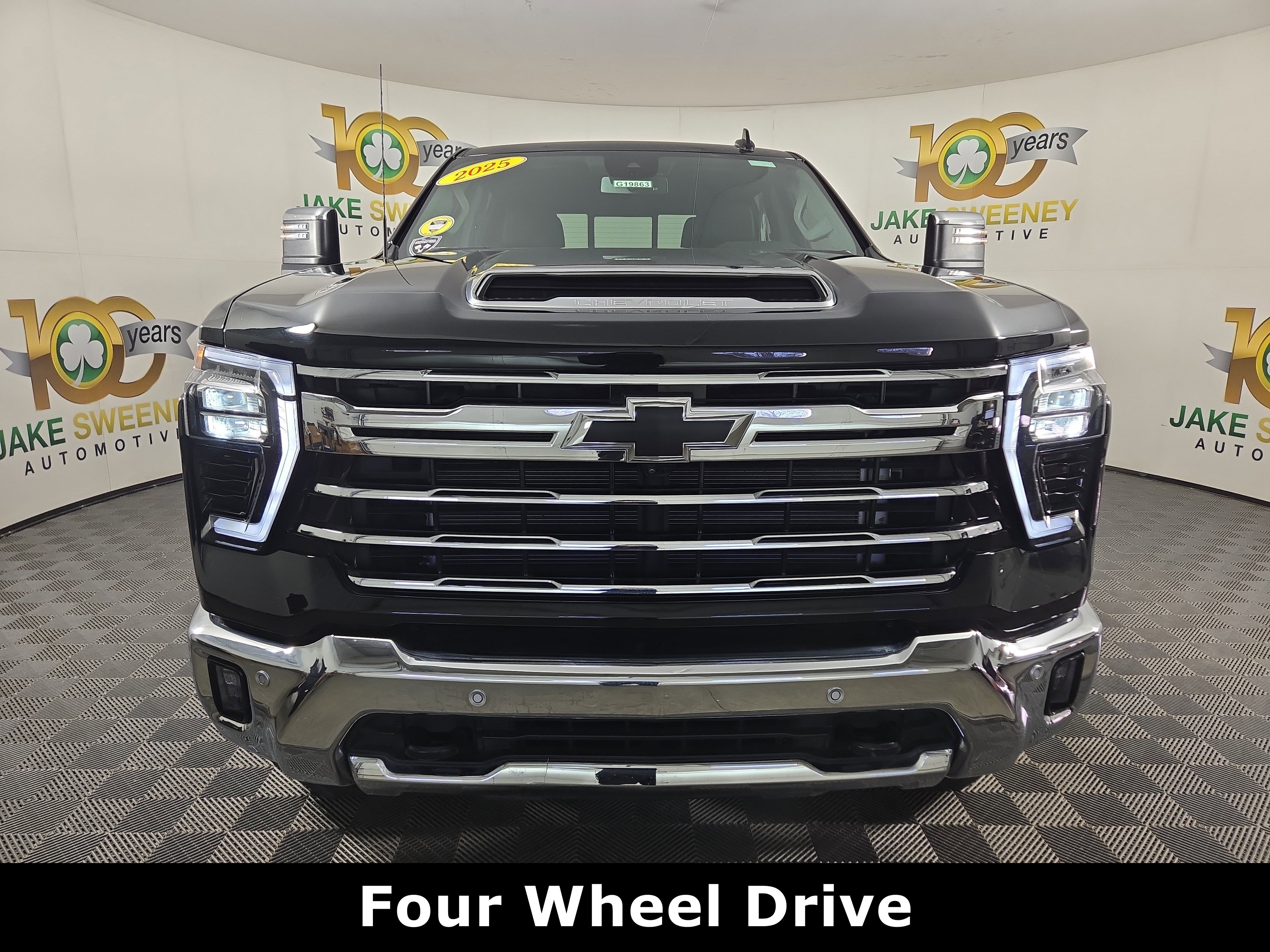 Certified 2025 Chevrolet Silverado 2500 LTZ w/ LTZ Plus Package image 2