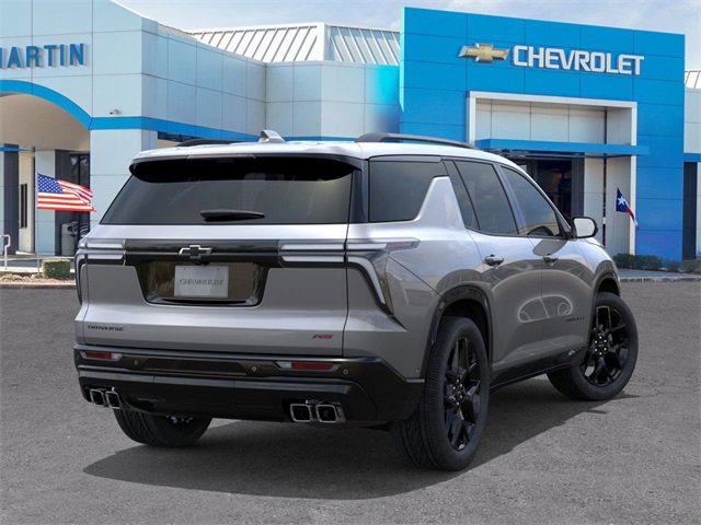 New 2026 Chevrolet Traverse RS w/ LPO, Floor Liner Package image 4