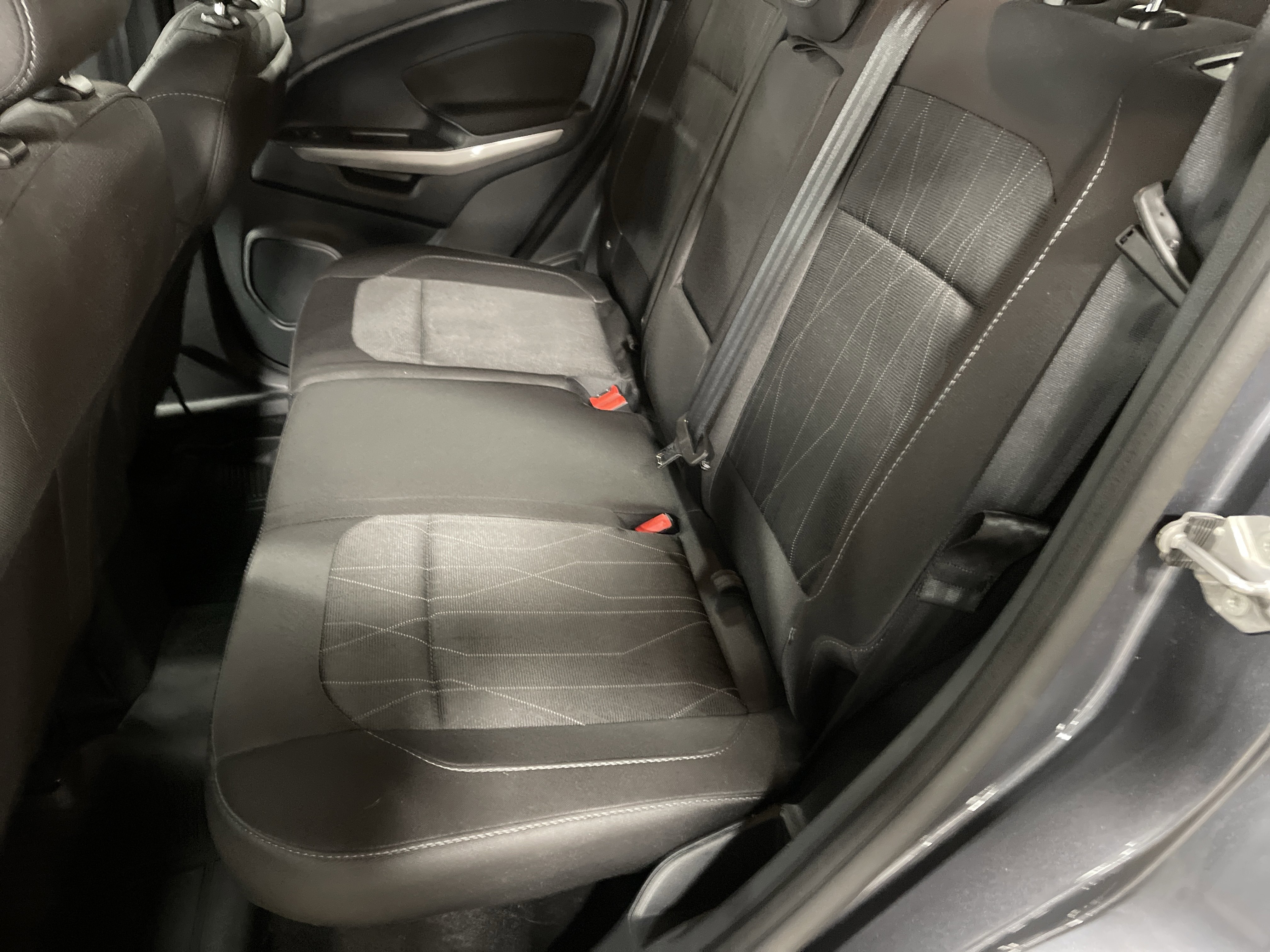 Used 2022 Ford EcoSport SE w/ Interior Protection Package image 12