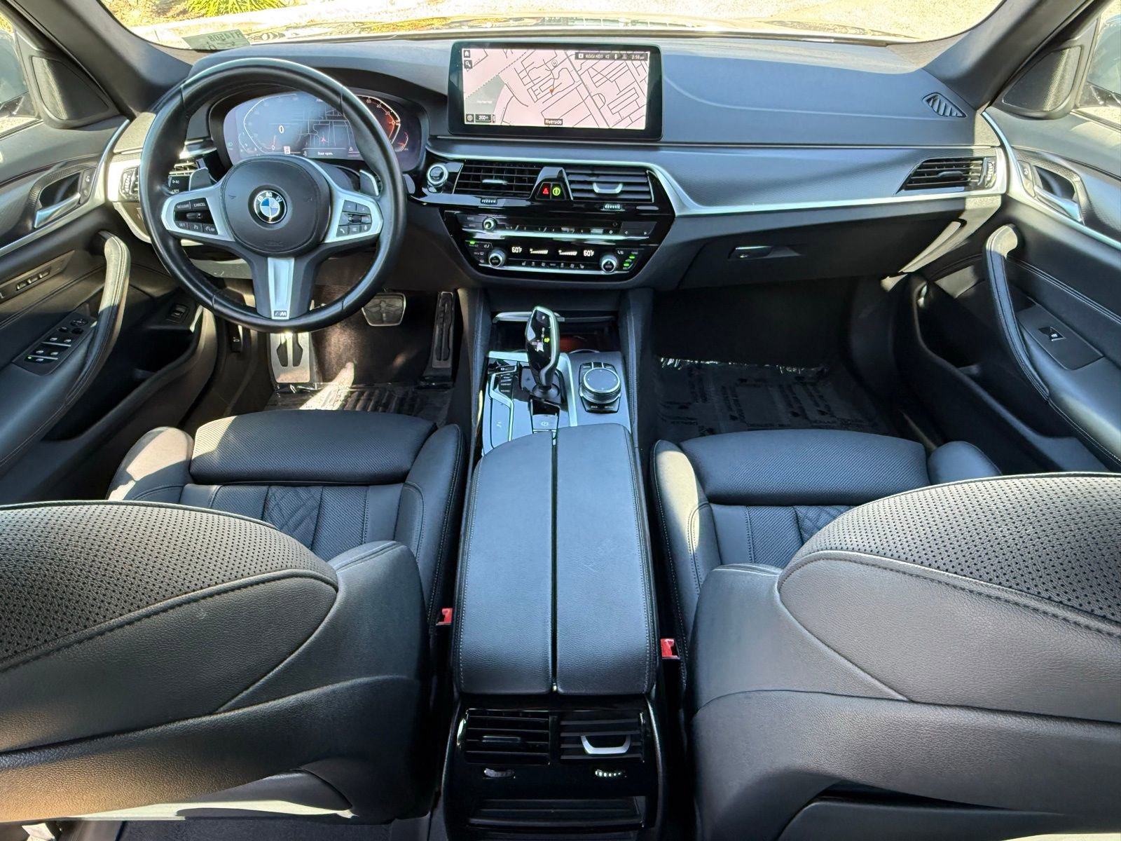 Used 2023 BMW 540i 540i w/ M Sport Package image 32