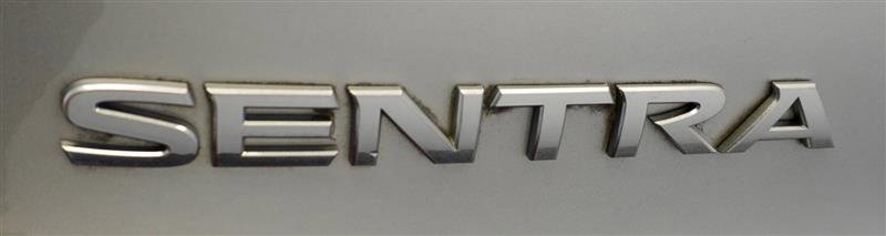 Used 2017 Nissan Sentra S FWD image 32