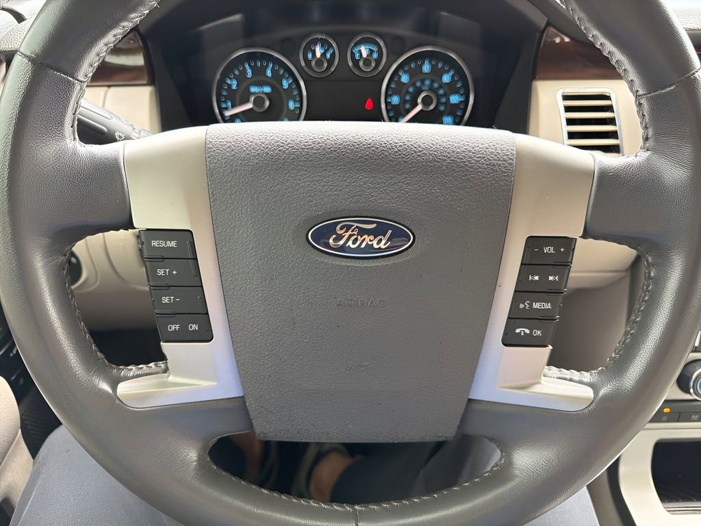 Used 2011 Ford Flex SEL w/ Rapid Spec Order Code image 24