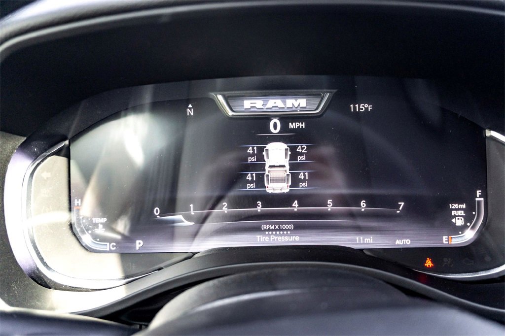 New 2026 RAM 1500 4x4 Crew Cab image 13