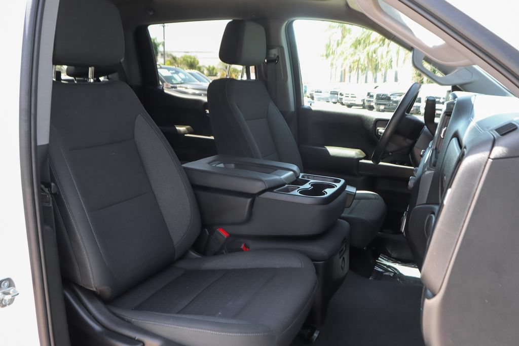 Used 2024 Chevrolet Silverado 1500 Custom Trail Boss w/ Turbomax Blackout Package AWD/4WD image 37