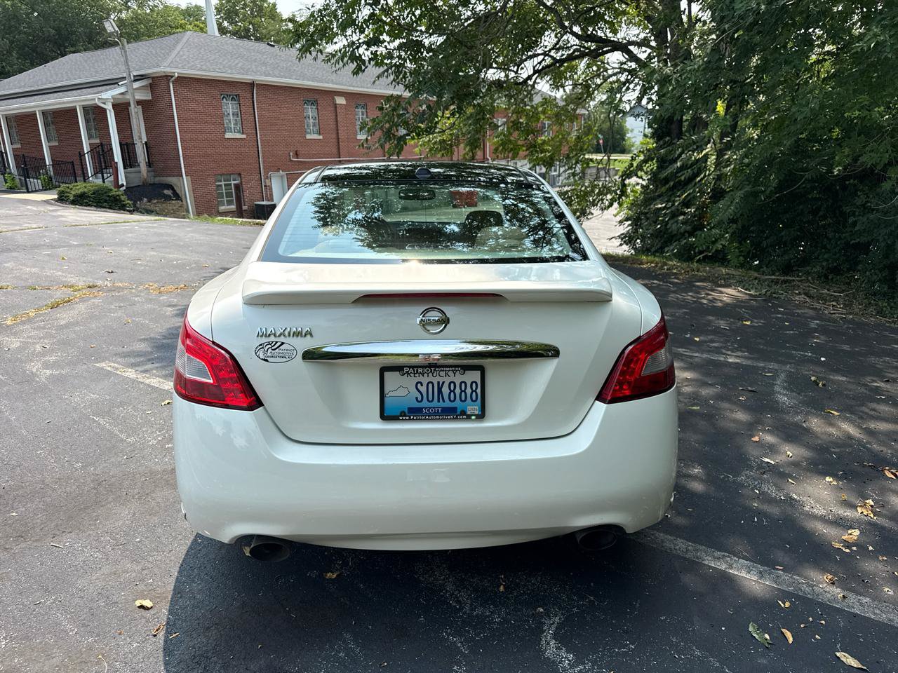 Used 2010 Nissan Maxima 3.5 SV w/ Premium Pkg FWD image 4