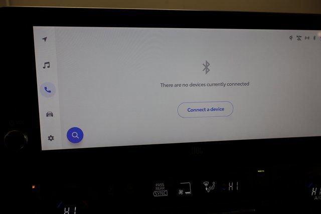 Used 2024 Toyota Grand Highlander Limited image 23