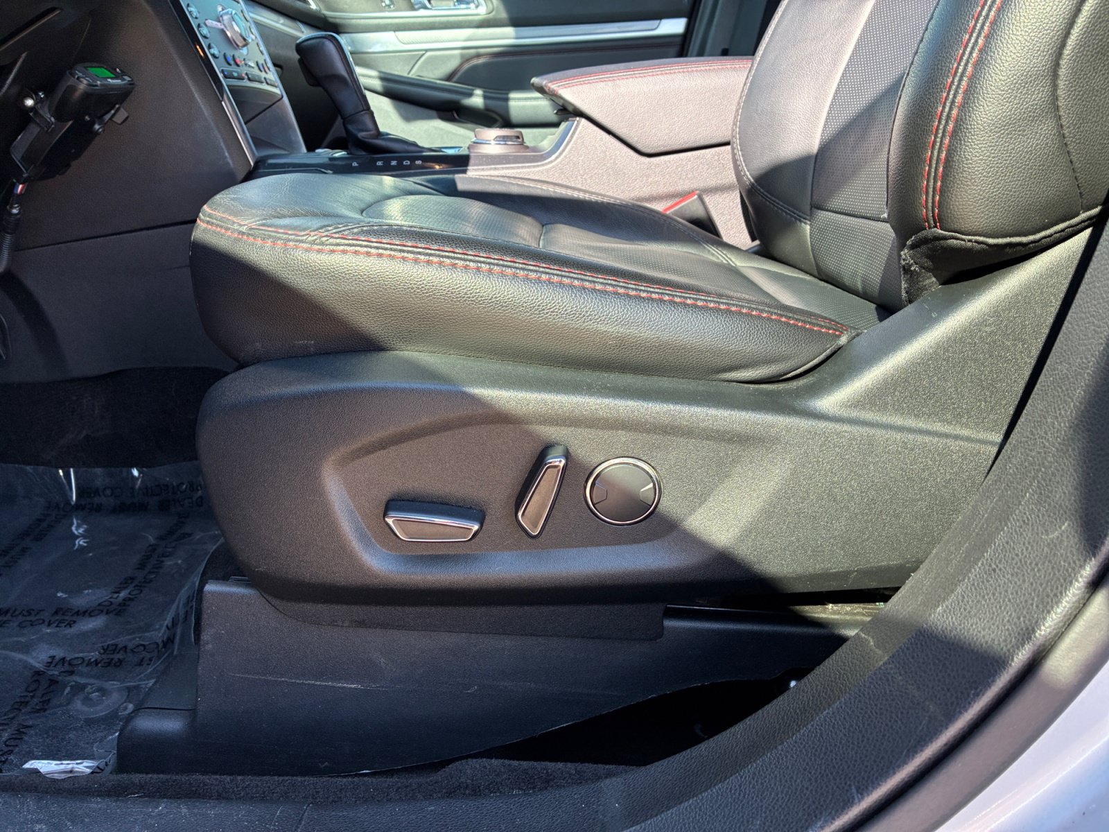 Used 2018 Ford Explorer Sport w/ Equipment Group 401A AWD/4WD image 14