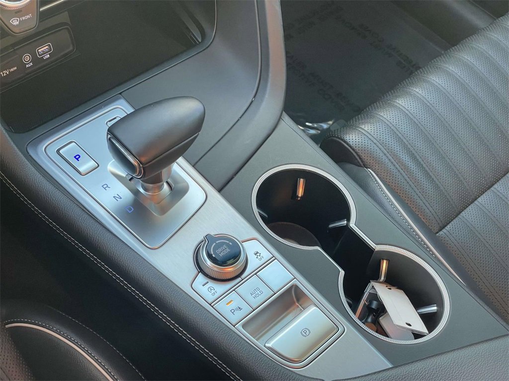 Used 2020 Genesis G70 2.0T w/ Elite Package image 18