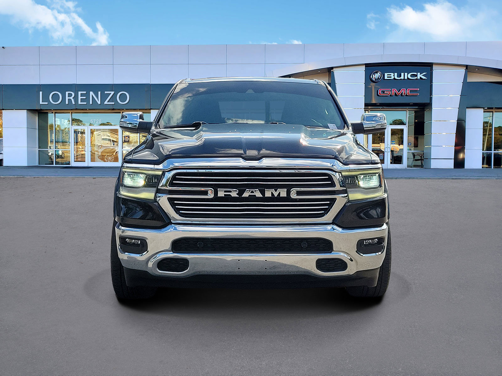 Used 2021 RAM 1500 Laramie RWD image 2