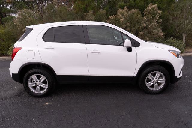 Used 2022 Chevrolet Trax LS w/ Tint and Cruise Package image 2