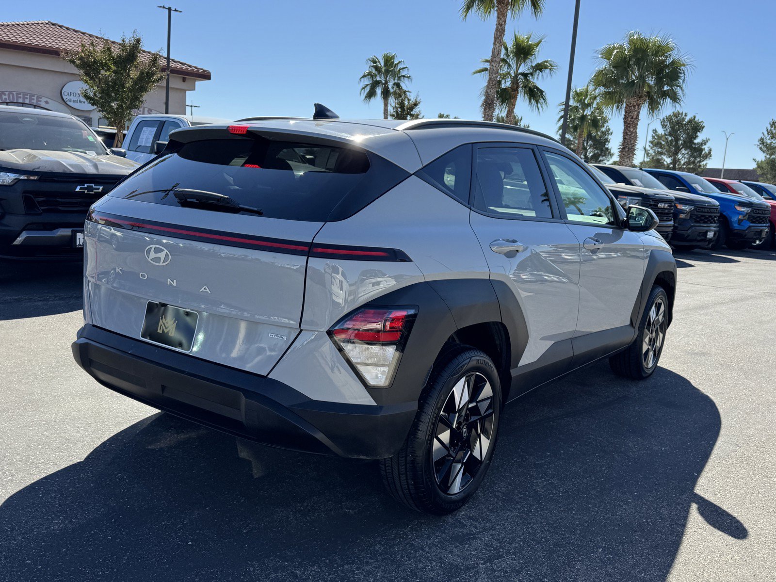 Used 2025 Hyundai Kona SEL AWD/4WD image 6