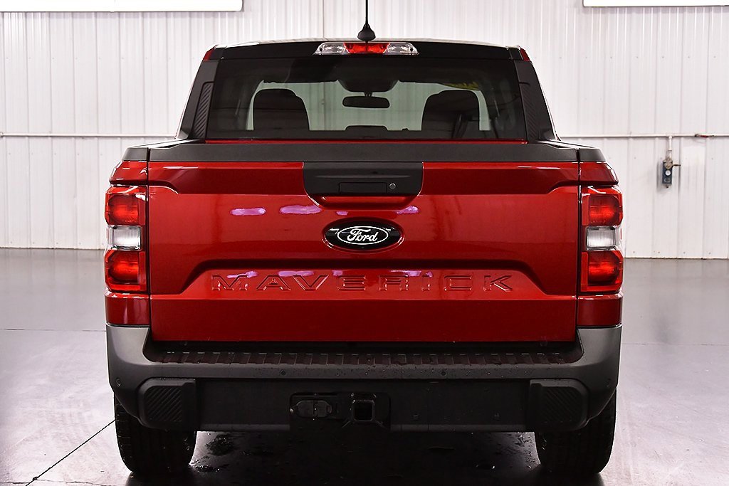 New 2025 Ford Maverick XLT w/ XLT Luxury Package image 6