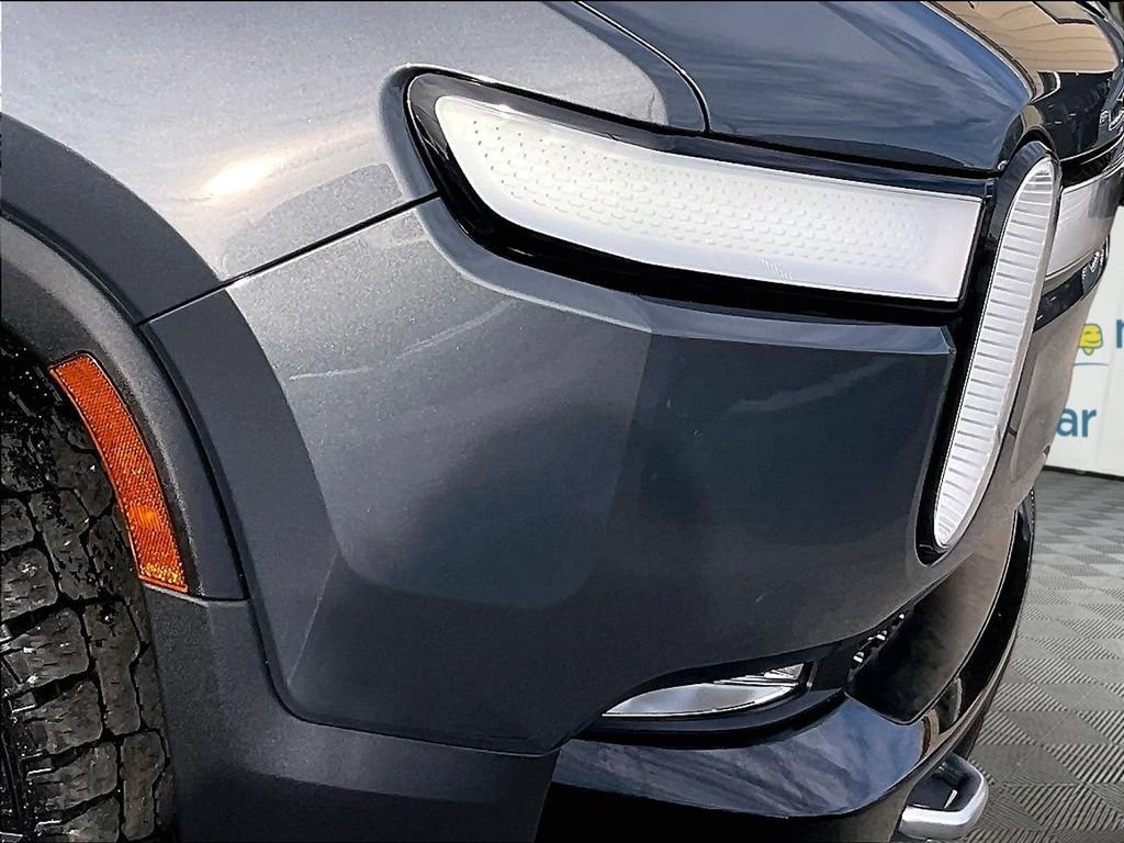 Used 2023 Rivian R1S Adventure Quad AWD/4WD image 32