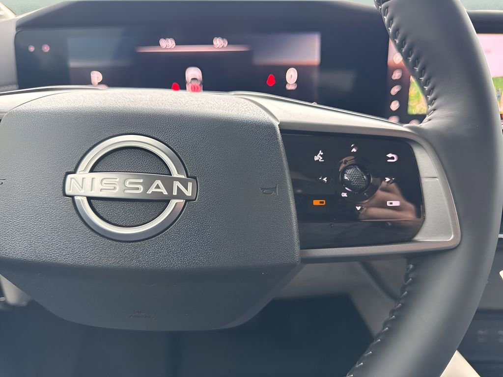 Used 2025 Nissan Murano SL AWD/4WD image 17