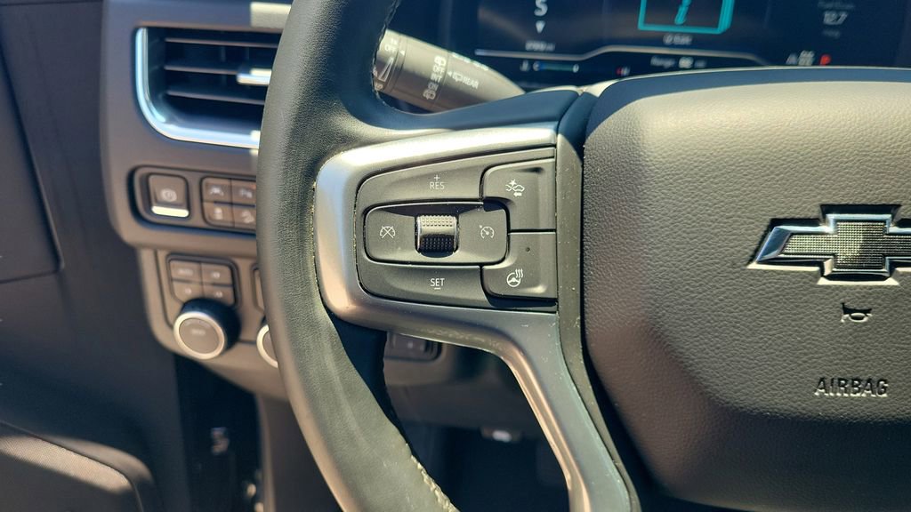 Used 2024 Chevrolet Tahoe Z71 w/ Luxury Package AWD/4WD image 26
