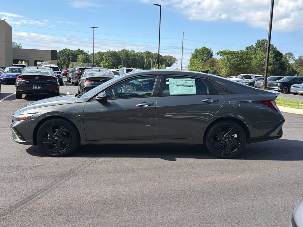 New 2026 Hyundai Elantra Sport FWD image 2
