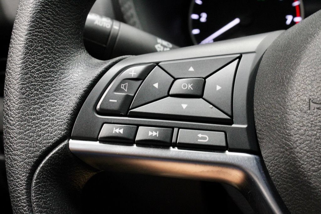 Certified 2025 Nissan Sentra SV FWD image 26