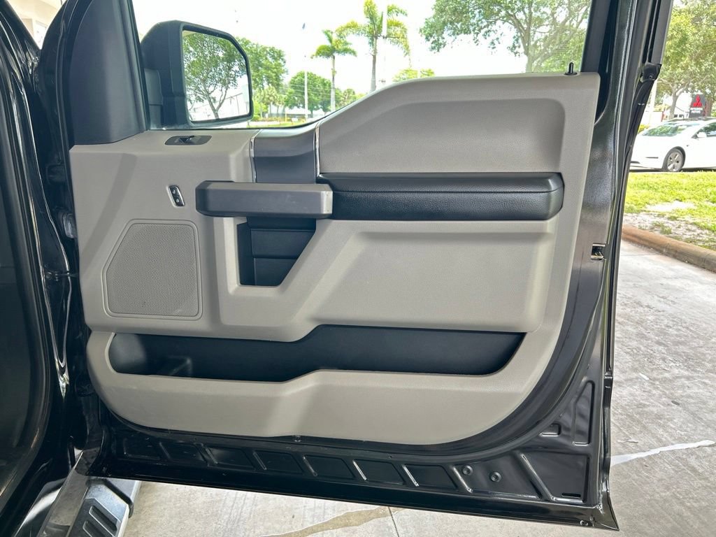 Used 2019 Ford F150 XLT w/ Equipment Group 302A Luxury AWD/4WD image 30