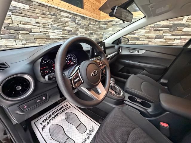 Used 2021 Kia Forte LXS FWD image 12