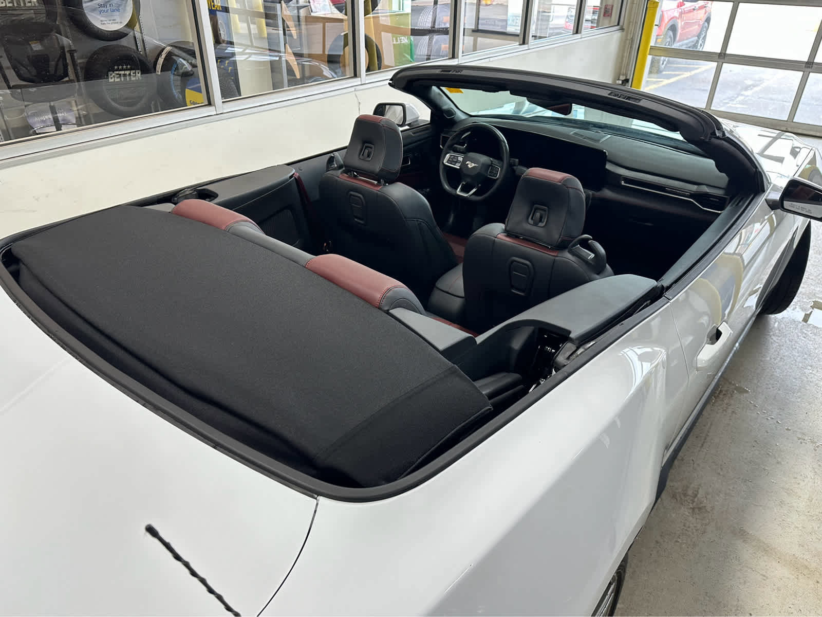 Used 2025 Ford Mustang Premium image 37