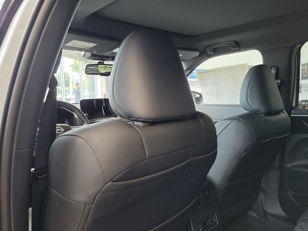 New 2026 Nissan Rogue Platinum AWD/4WD image 14
