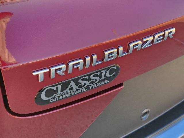 Used 2025 Chevrolet TrailBlazer LT w/ Driver Confidence Package FWD image 13