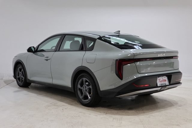 Used 2025 Kia K4 FWD image 6