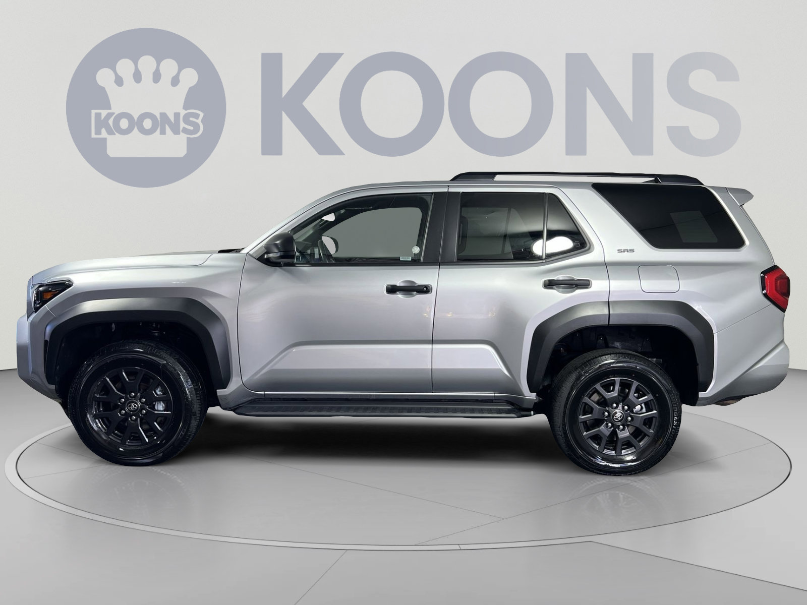 Used 2025 Toyota 4Runner SR5 AWD/4WD image 7