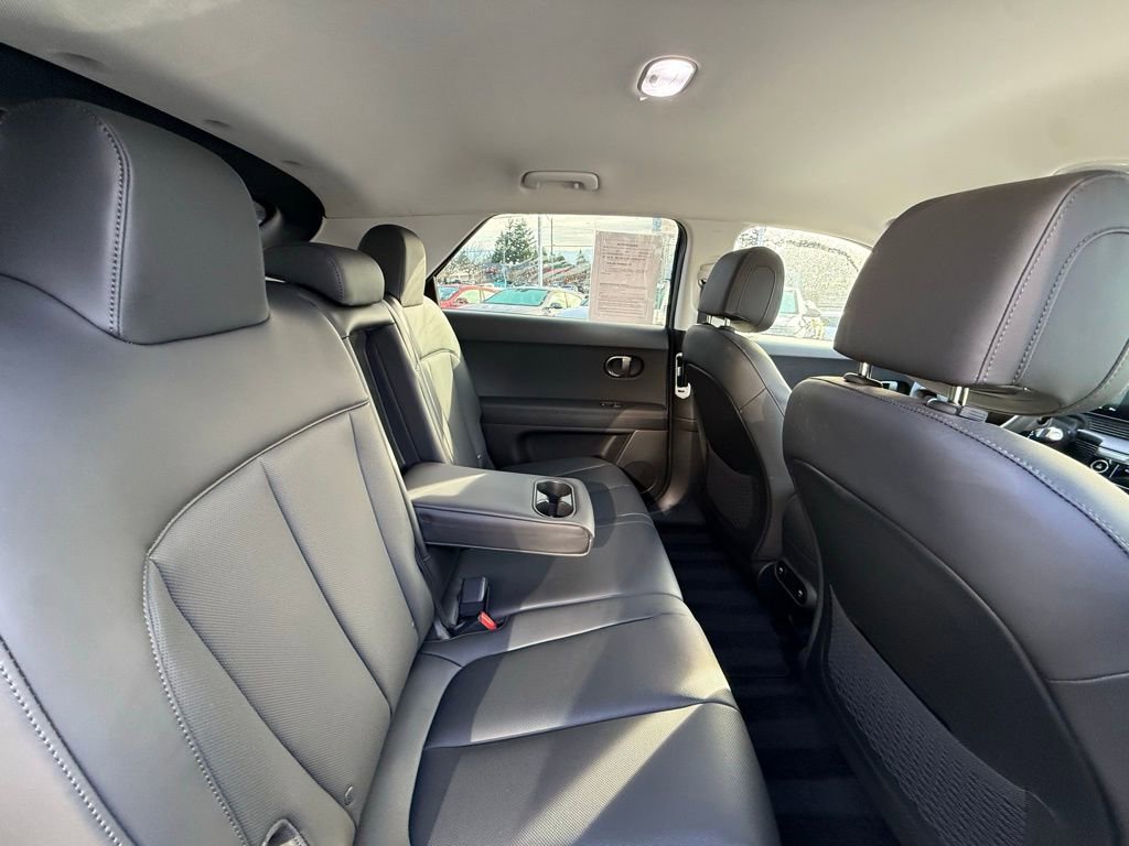 Certified 2025 Hyundai Ioniq 5 SEL image 16