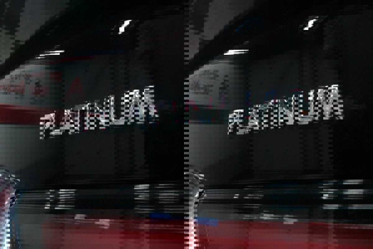 Used 2022 Nissan Maxima Platinum w/ Sport Mat Group image 31