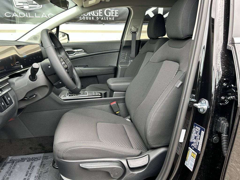 New 2026 Kia Sportage LX AWD/4WD image 11