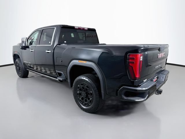 Used 2024 GMC Sierra 3500 Denali w/ Technology Package AWD/4WD image 5