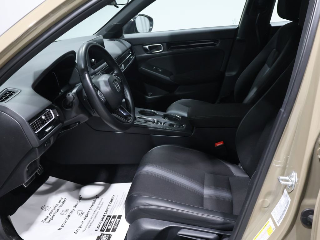 Used 2025 Honda Civic Sport image 9